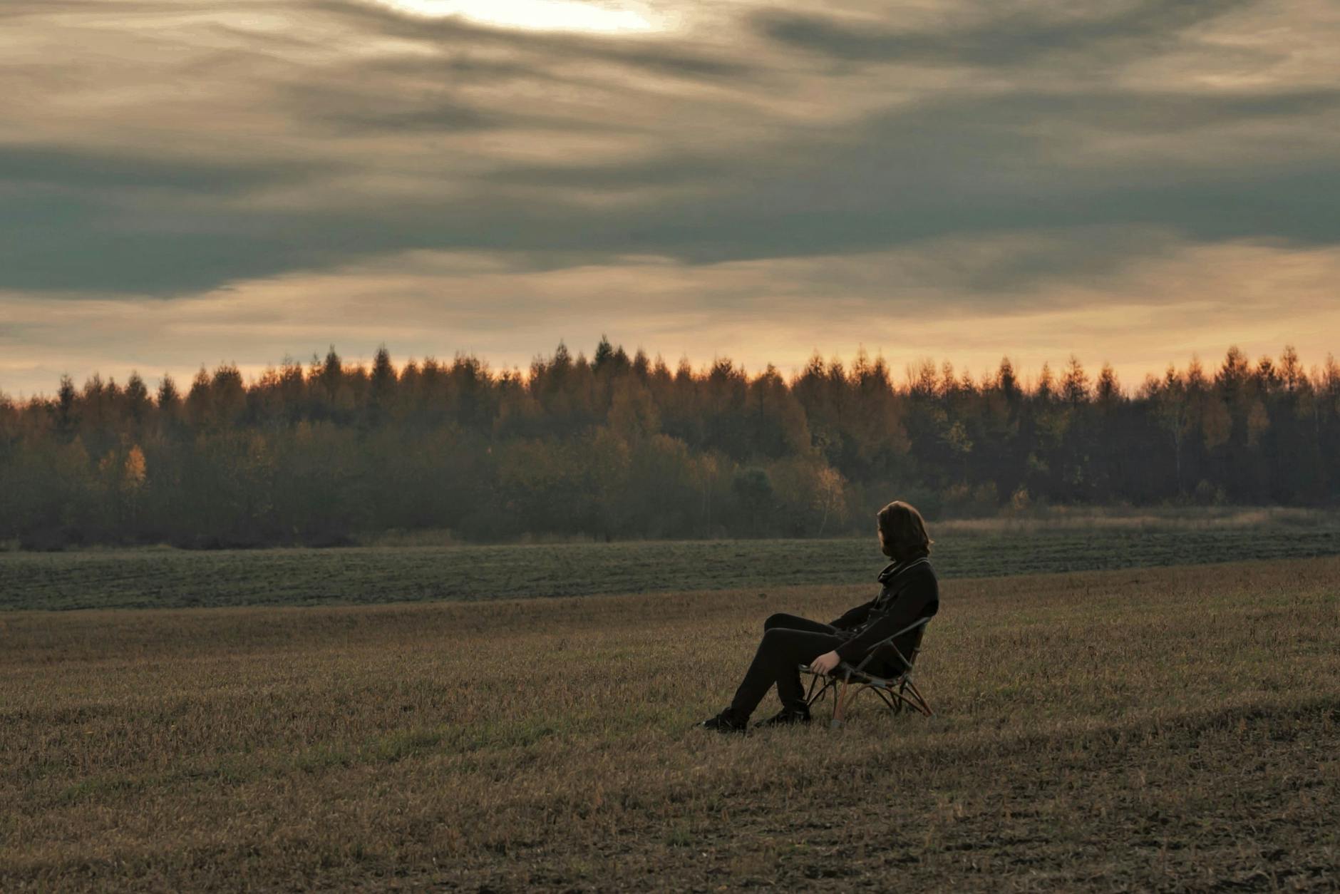 7 Habits That Reduce Your Need for Everything… and Increase Your Self-Sovereignty